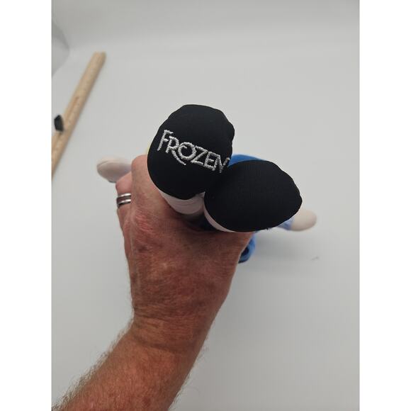 Frozen The Musical On Broadway ELSA Plush Cloth Doll Disney Theater Exclusive - Picture 7 of 9